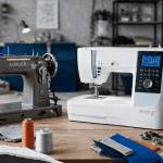 Comparatif machine à coudre UFC Que Choisir sur table atelier